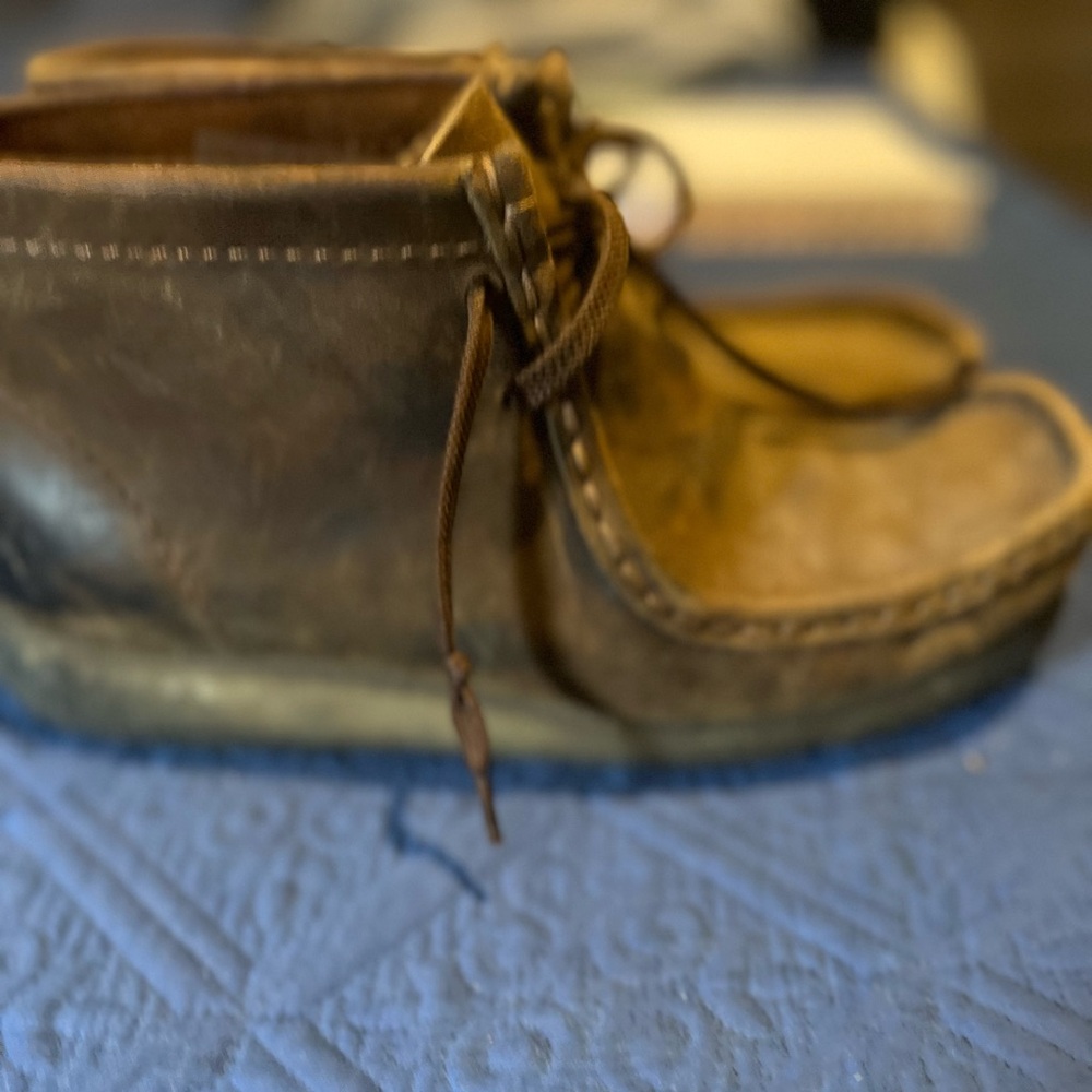 Clarks Brown Leather Oxfords